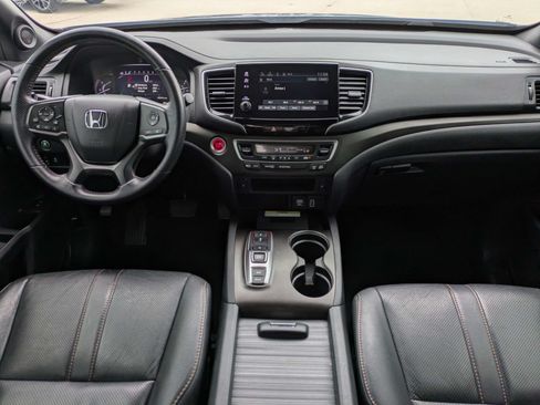 Used 2023 Honda Passport TrailSport image 21