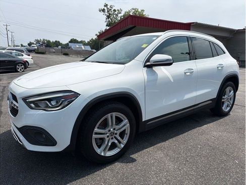 Used 2021 Mercedes-Benz GLA 250 4MATIC image 3