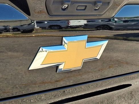 Certified 2022 Chevrolet Silverado 1500 High Country w/ Technology Package AWD/4WD image 32