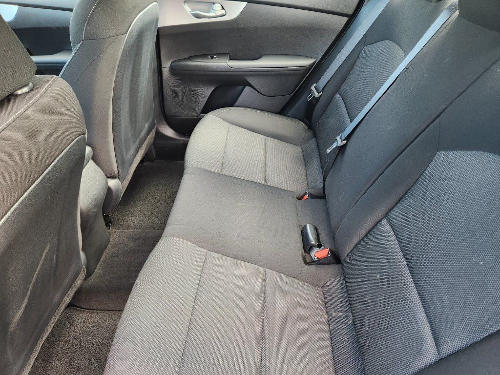 Used 2024 Kia Forte LXS FWD image 28