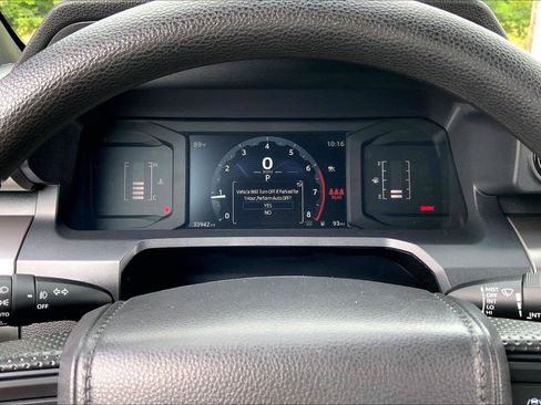 Used 2024 Toyota Tacoma SR5 AWD/4WD image 19