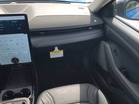 New 2025 Ford Mustang Mach-E Premium image 14