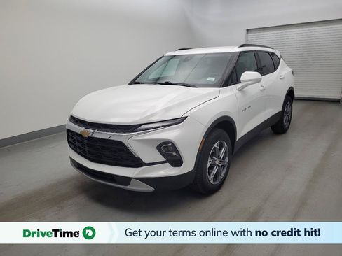 Used 2024 Chevrolet Blazer LT w/ Convenience Package FWD image 1