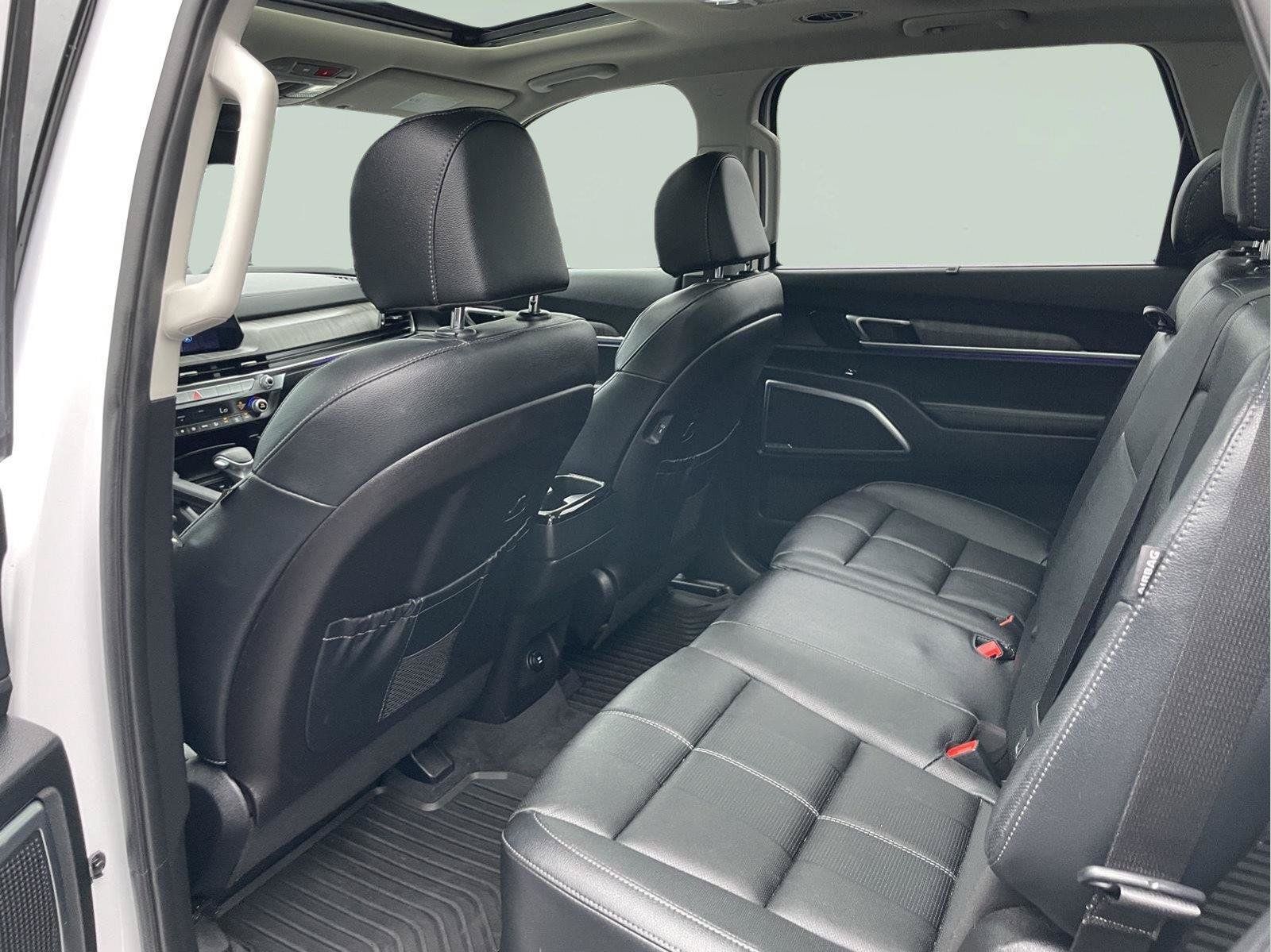Used 2025 Kia Telluride SX AWD/4WD image 16