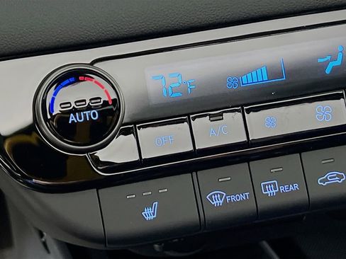 New 2026 Hyundai Elantra SEL Sport Premium FWD image 17