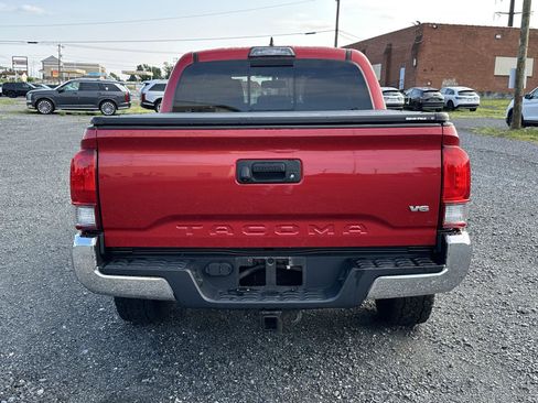 Used 2017 Toyota Tacoma TRD Off-Road w/ Tow Package (A/T) AWD/4WD image 7