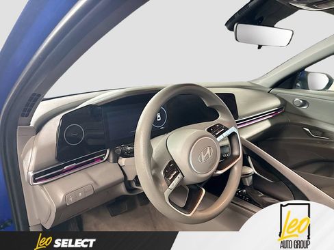 Used 2024 Hyundai Elantra SEL FWD image 10