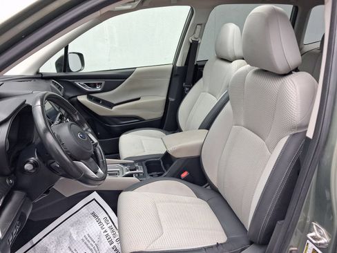 Used 2019 Subaru Forester Premium w/ All-Weather Package AWD/4WD image 5