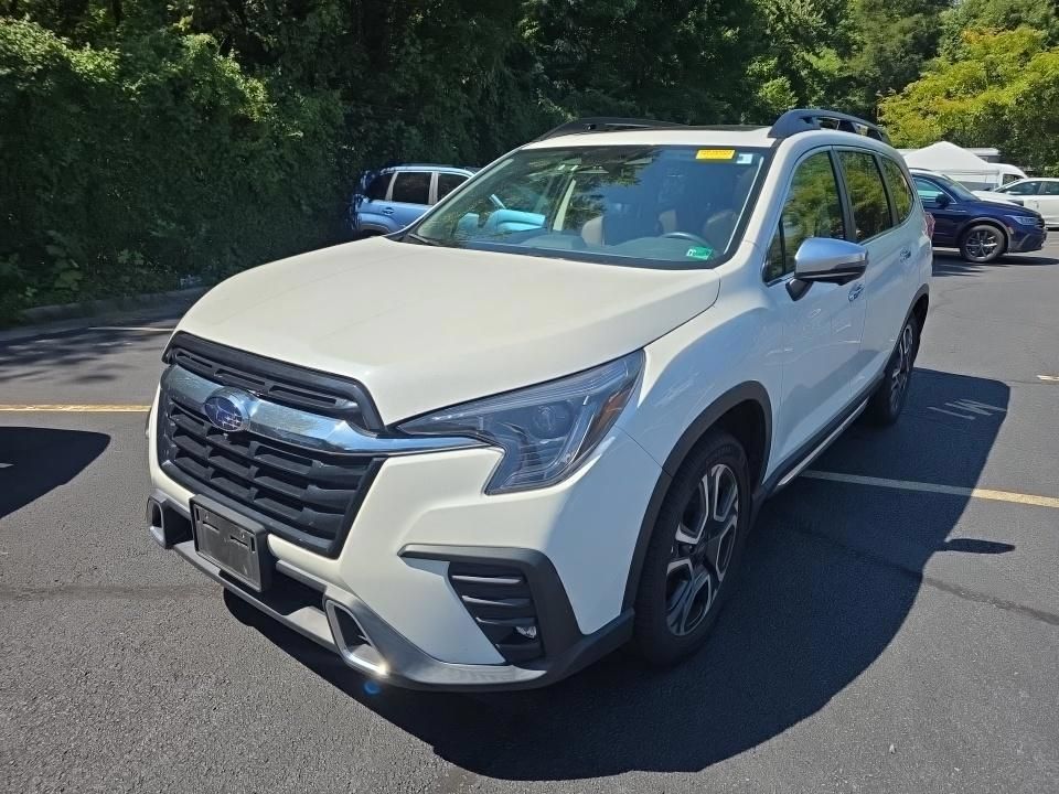 Used 2023 Subaru Ascent Touring AWD/4WD image 2