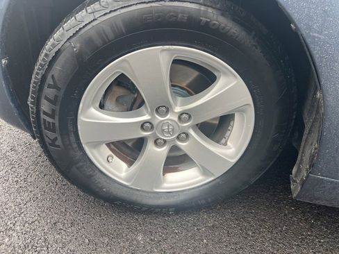 Used 2013 Toyota Sienna L image 27