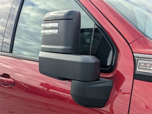 Used 2024 GMC Sierra 2500 AT4 w/ AT4 Preferred Package image 10