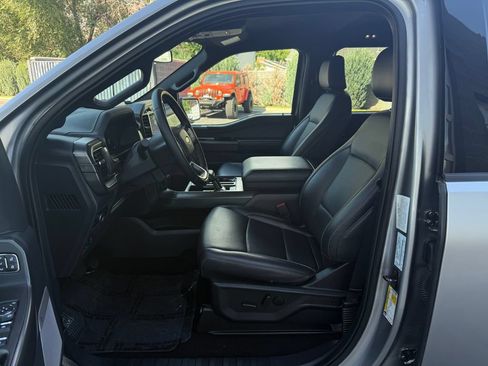 Used 2025 Ford F150 Lariat AWD/4WD image 21