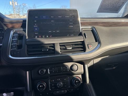 Certified 2021 Chevrolet Suburban Z71 image 27