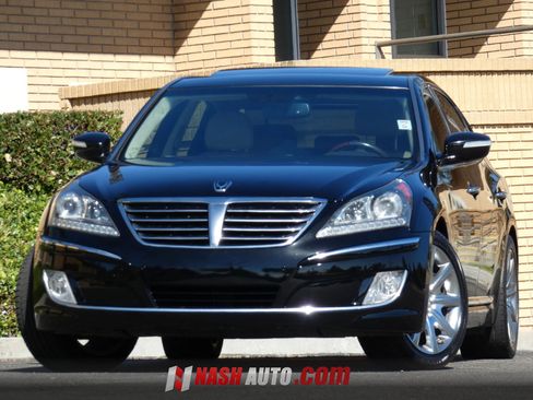 Used 2013 Hyundai Equus Signature RWD image 16