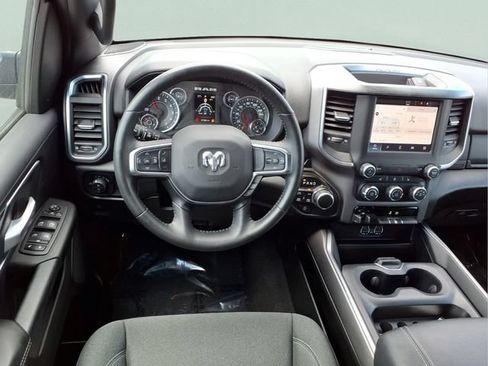 Used 2024 RAM 1500 Big Horn AWD/4WD image 4