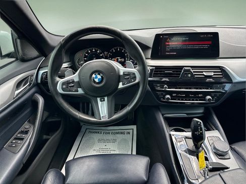 Used 2019 BMW 530i w/ M Sport Package RWD image 14