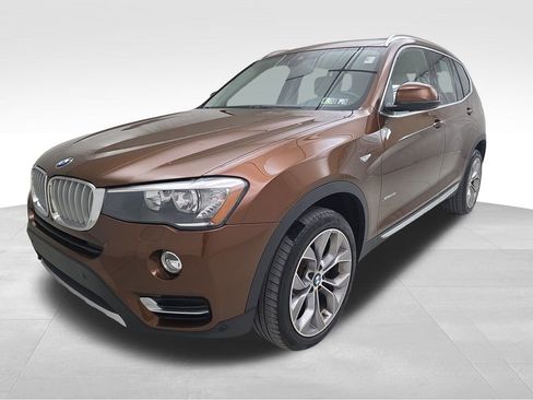 Used 2017 BMW X3 xDrive28i image 5
