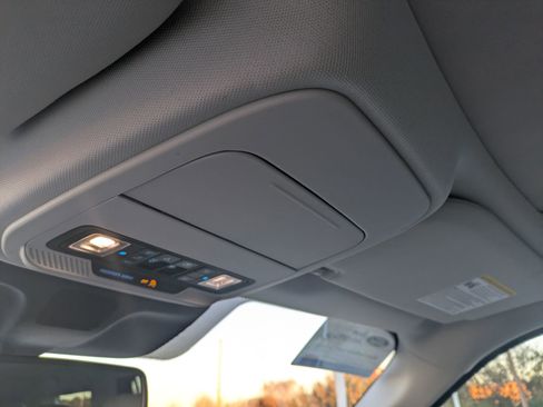 Used 2025 Ford Expedition Max Active image 23