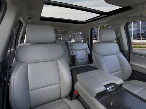 New 2026 Ford Expedition Max Active AWD/4WD image 10
