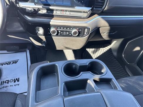 Used 2022 Chevrolet Silverado 1500 LT image 20