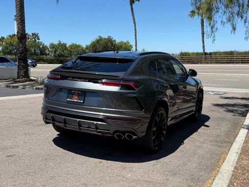 Used 2019 Lamborghini Urus AWD/4WD image 5
