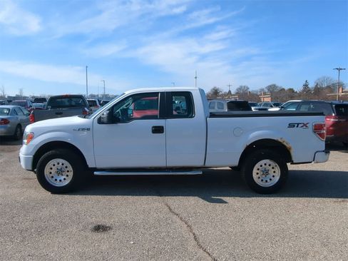 Used 2014 Ford F150 STX w/ Equipment Group 201A Mid image 11