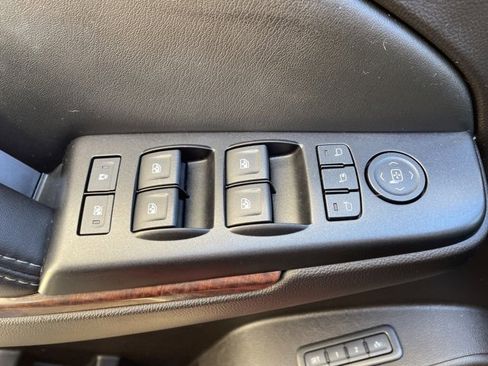 Used 2016 GMC Yukon SLT w/ Premium Edition image 20