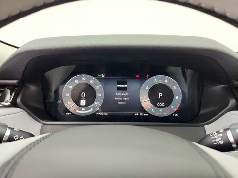 Used 2025 Land Rover Range Rover Velar Dynamic SE AWD/4WD image 24