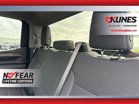 Used 2025 Chevrolet Silverado 1500 LT AWD/4WD image 33