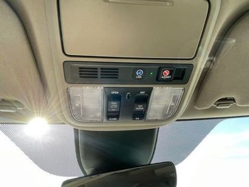 Used 2023 Honda Odyssey Elite image 24