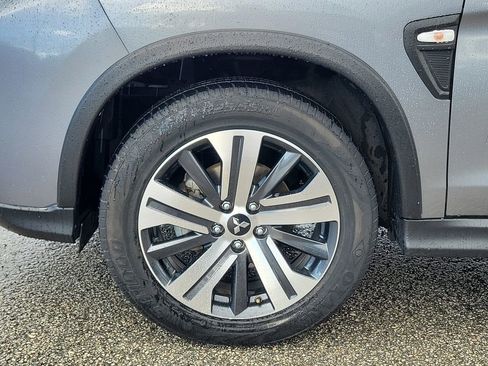 Used 2023 Mitsubishi Outlander Sport ES AWD/4WD image 6