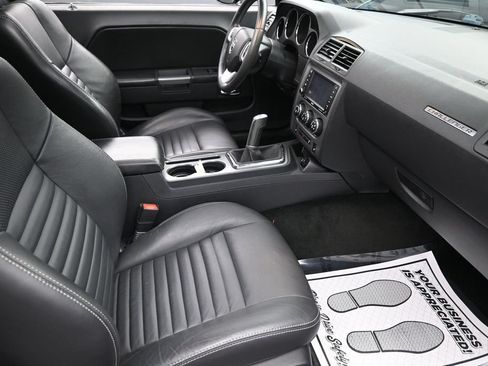 Used 2013 Dodge Challenger R/T Plus RWD image 26