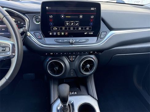 Used 2023 Chevrolet Blazer LT w/ Convenience Package image 16