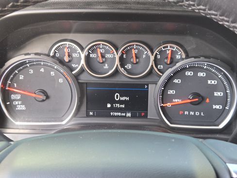 Used 2021 Chevrolet Silverado 1500 LT image 18