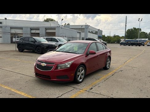 Used 2012 Chevrolet Cruze LT FWD image 2