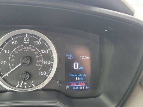 Used 2021 Toyota Corolla LE image 22