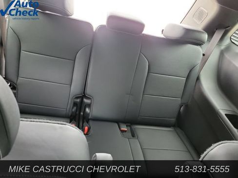 Used 2026 Chevrolet Traverse LT AWD/4WD image 24