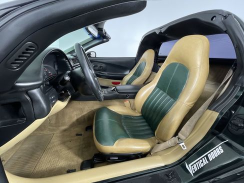 Used 2000 Chevrolet Corvette Base image 14