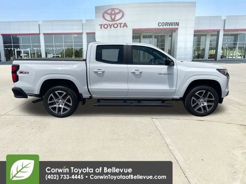 Used 2023 Chevrolet Colorado Z71 w/ Z71 Convenience Package 2 AWD/4WD image 6