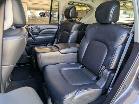 Used 2024 INFINITI QX80 Luxe AWD/4WD image 24