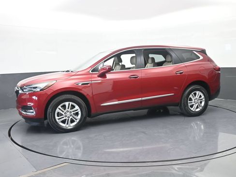 Used 2020 Buick Enclave Essence FWD image 2
