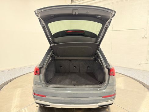 Used 2020 Audi Q3 2.0T Premium w/ Convenience Package image 46