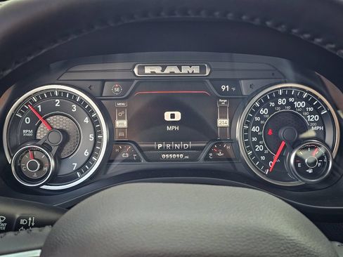 Used 2022 RAM 1500 Big Horn AWD/4WD image 17