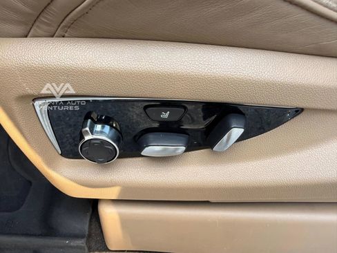 Used 2019 Cadillac Escalade Platinum image 37