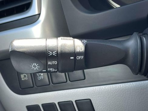 Used 2017 Toyota Highlander Plus AWD/4WD image 22