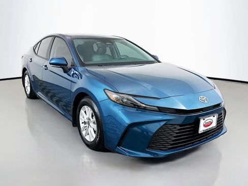 Used 2026 Toyota Camry LE FWD image 3