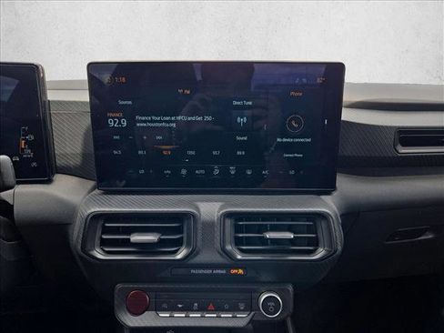 Used 2025 Ford Mustang Coupe RWD image 14