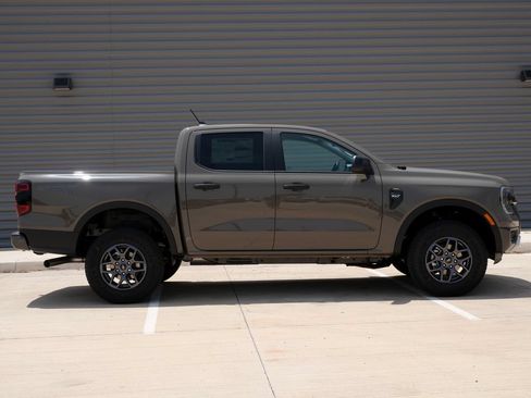 New 2026 Ford Ranger XLT w/ Trailer Tow Package AWD/4WD image 2