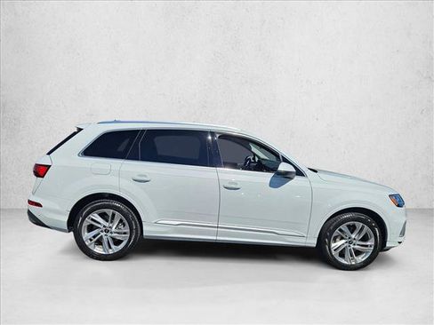 Used 2023 Audi Q7 3.0T Premium Plus AWD/4WD image 4