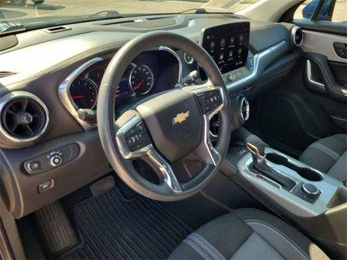 Certified 2023 Chevrolet Blazer LT w/ Convenience Package image 15